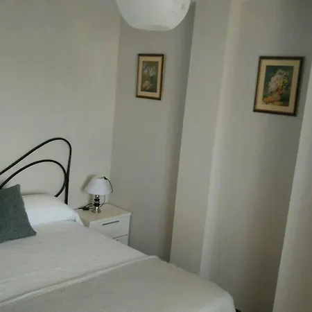 Casa Tia Lola Santiago * Santiago de Compostela